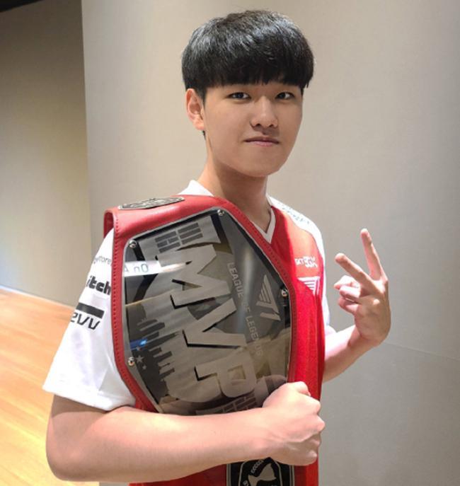 之间的默契 之间的默契