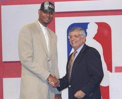 与此同时 与此同时